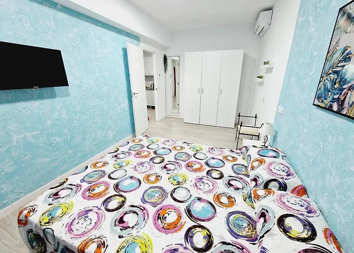 301, 2 Bedrooms, Near Playa De Americas & Free Wifi Prázdninový dům