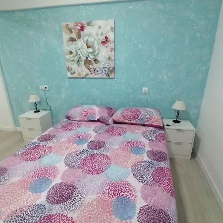 301, 2 Bedrooms, Near Playa De Americas & Free Wifi Case de vacanță *