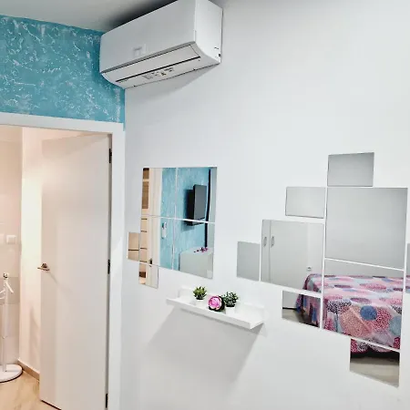 301, 2 Bedrooms, Near Playa De Americas & Free Wifi Playa de las Americas (Tenerife)