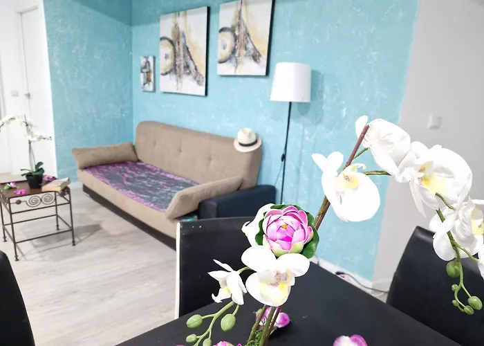 301, 2 Bedrooms, Near Playa De Americas & Free Wifi Playa de las Américas